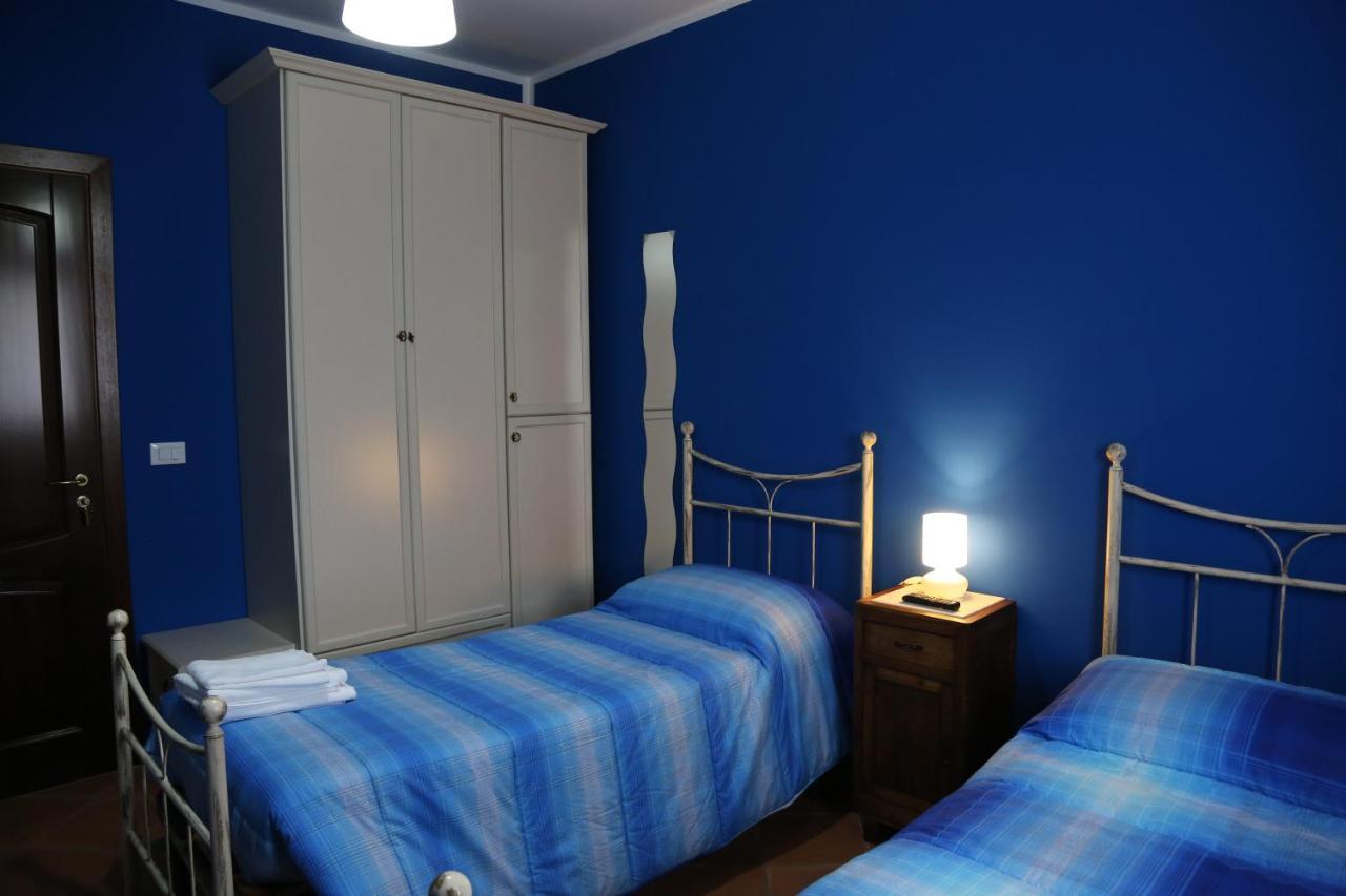 B&B Il Tiglio Падула Номер фото